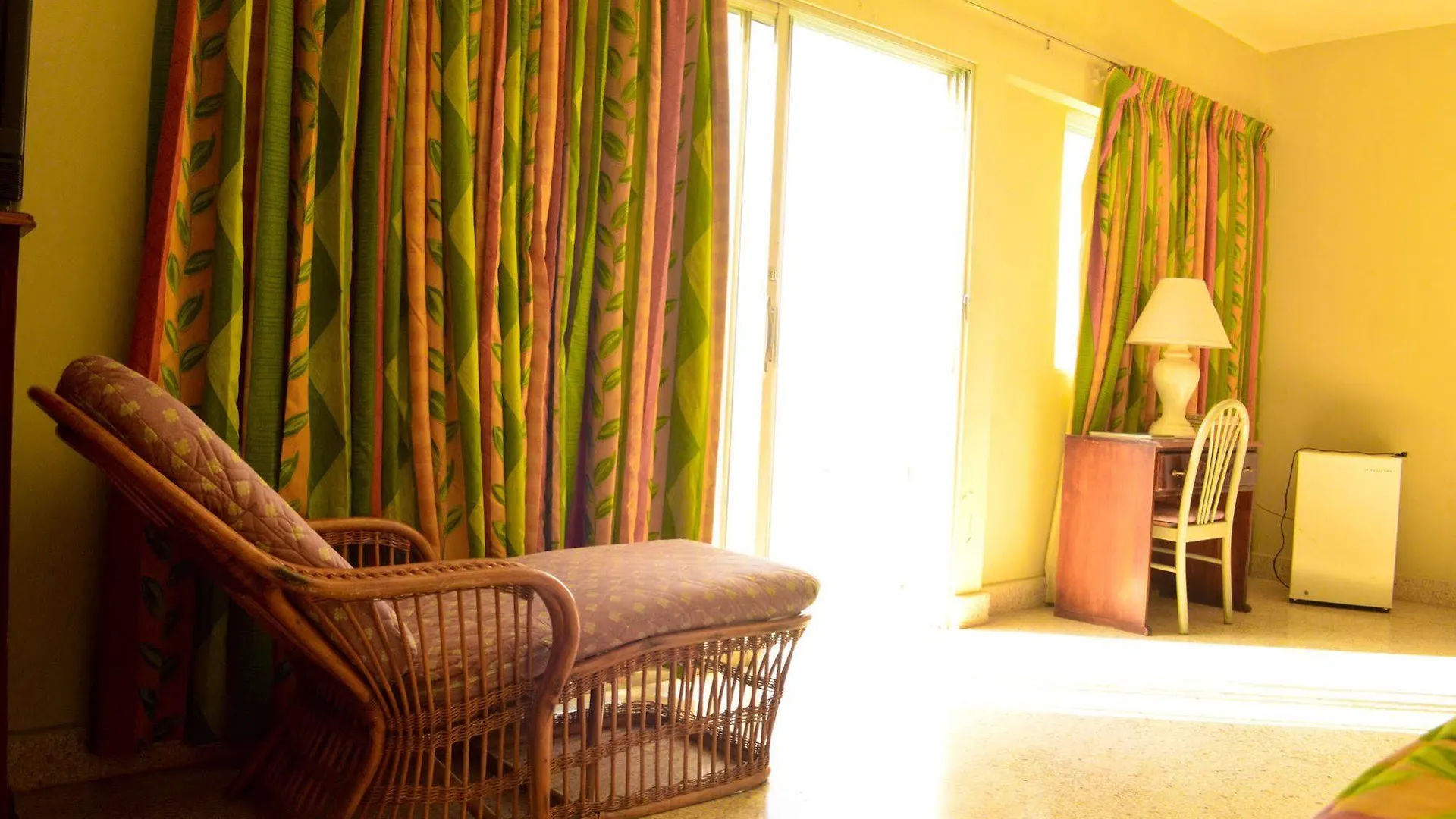 ** Hotel Sahara De La Mer Montego Bay Jamajka